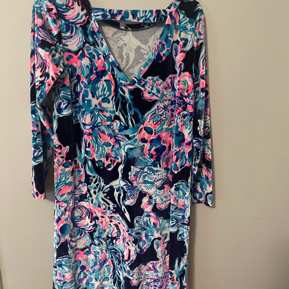 Lilly Pulitzer - Picture 2 of 3